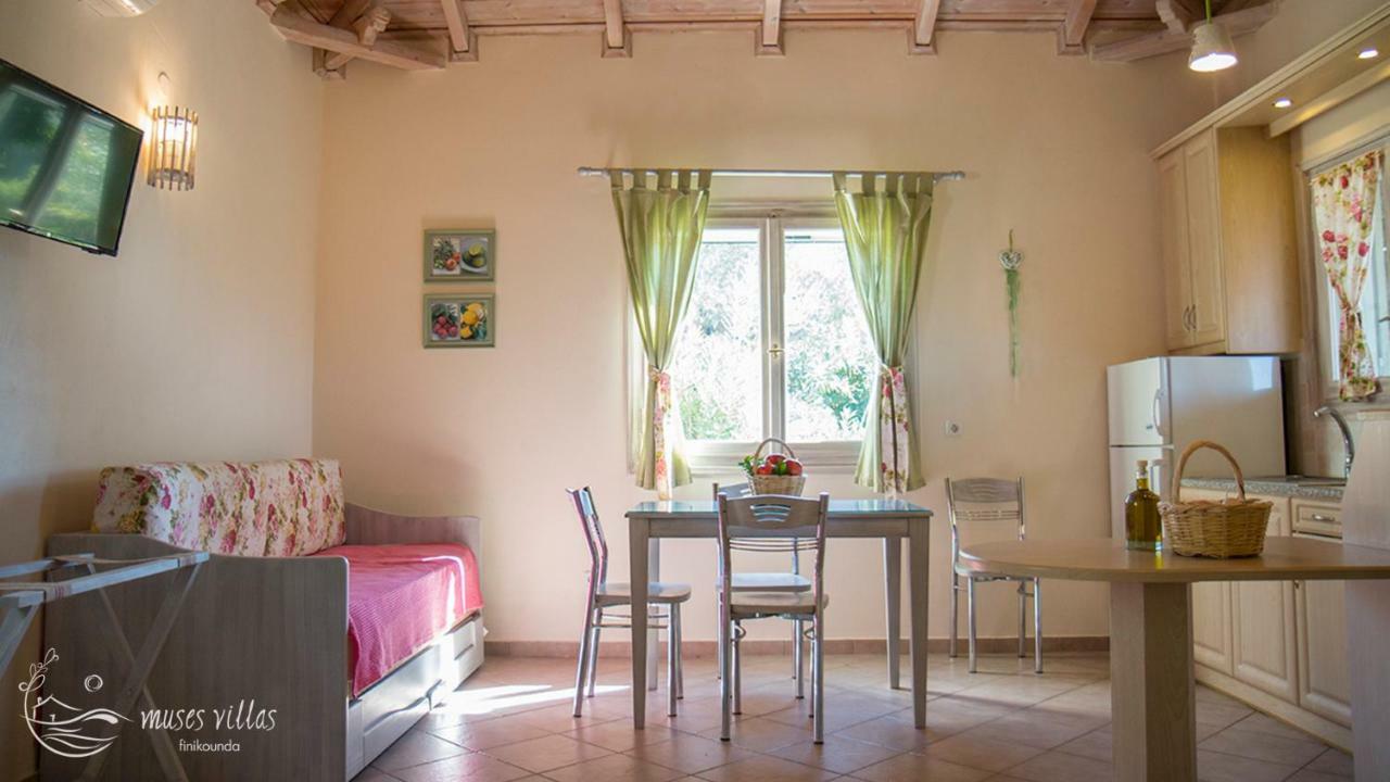 Muses Villas ฟีนีคุนตา ภายนอก รูปภาพ