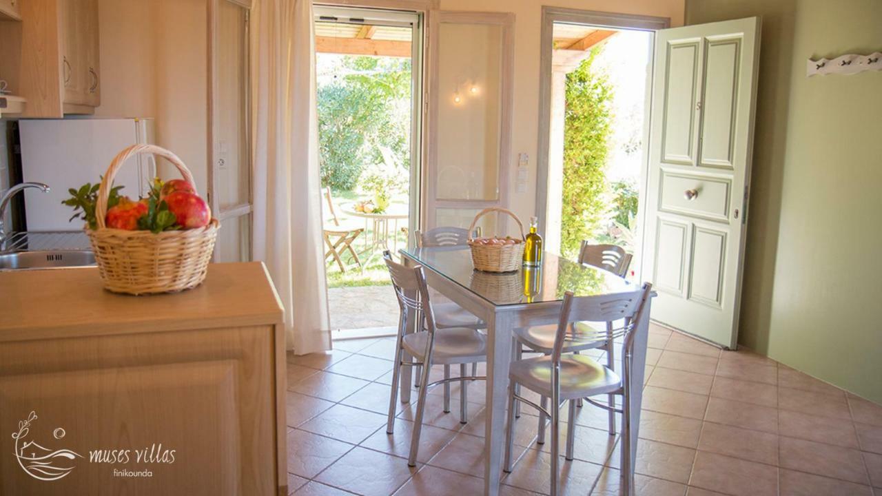 Muses Villas ฟีนีคุนตา ภายนอก รูปภาพ