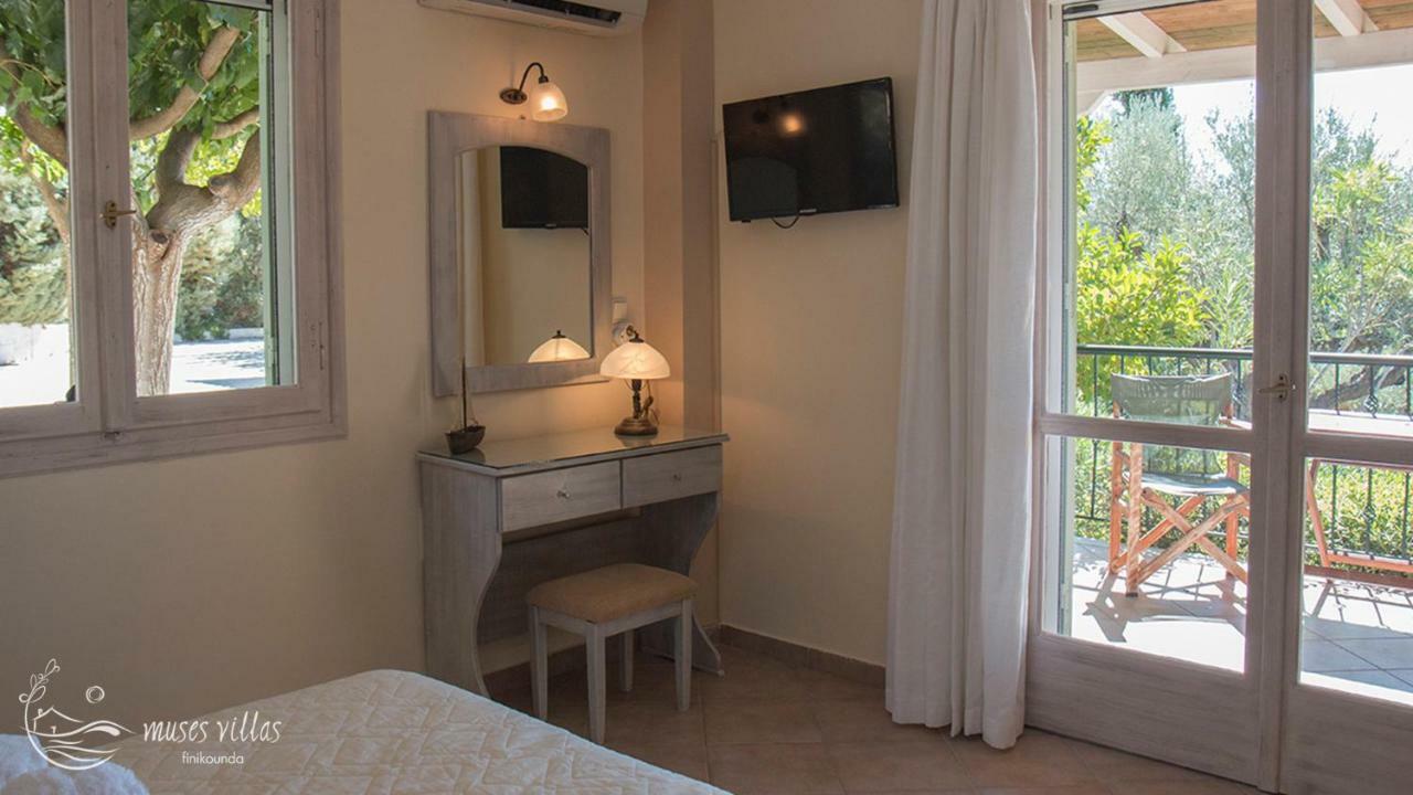 Muses Villas ฟีนีคุนตา ภายนอก รูปภาพ