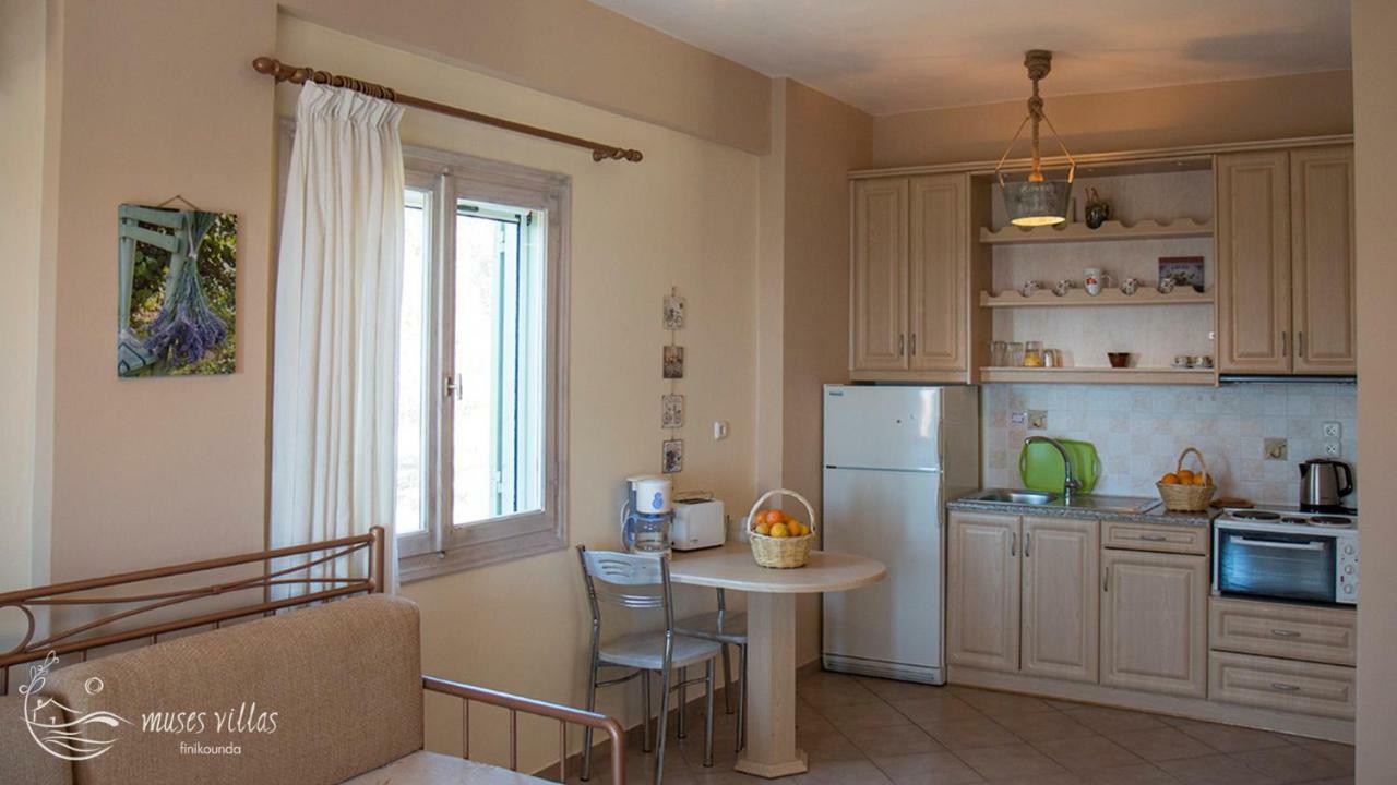 Muses Villas ฟีนีคุนตา ภายนอก รูปภาพ